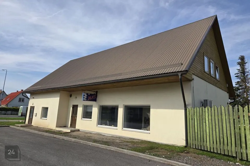 5-toaline Maja  -  Võru linn