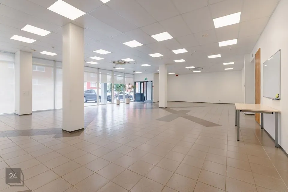 Mitme sihtotstarbega, 311 m² Äripind  -  Rakvere linn - foto 5