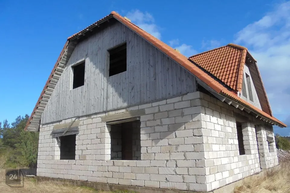 3-toaline Maja  -  Hiiumaa vald, Kõrgessaare alevik