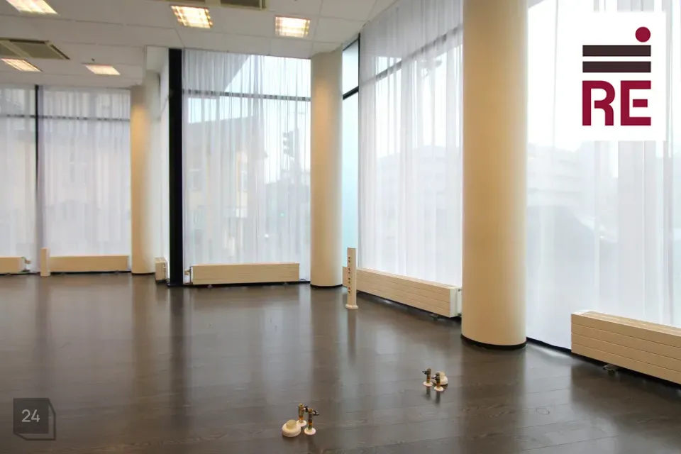 Многоцелевое, 131 m² Бизнес-площадь в Tallinn, Kesklinna linnaosa