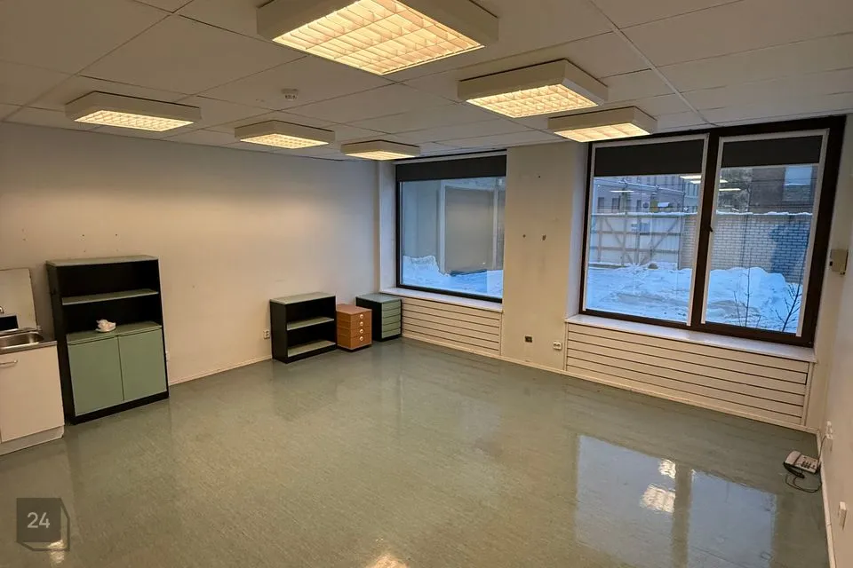 Бюро или Обслуживание, 30 m² Бизнес-площадь в Tallinn, Kesklinna linnaosa