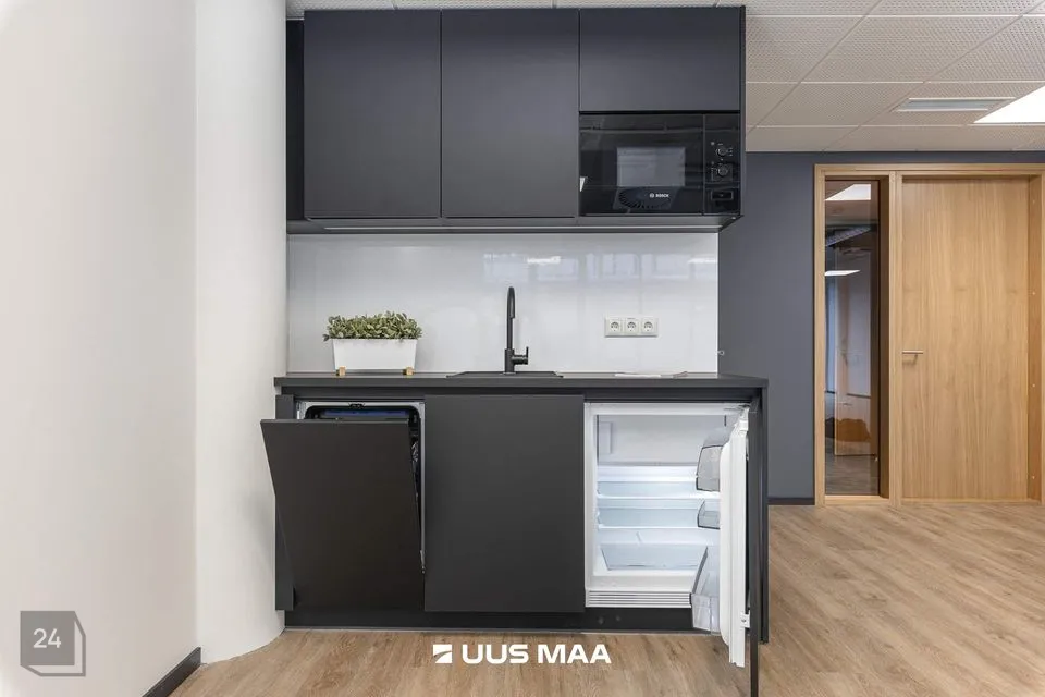 Büroo või Teenindus, 1356 m² Äripind  -  Tallinn - foto 2