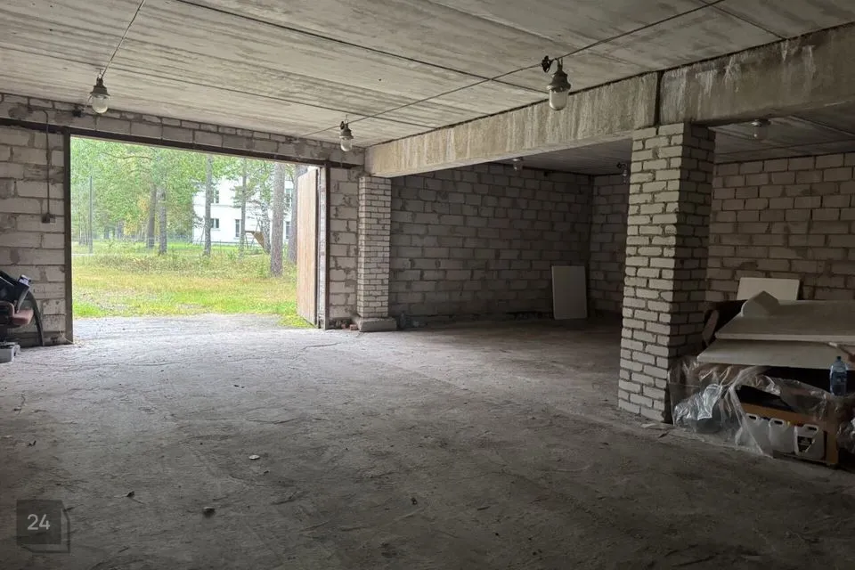 Mitme sihtotstarbega, 320 m² Äripind  -  Saaremaa vald, Kärla alevik