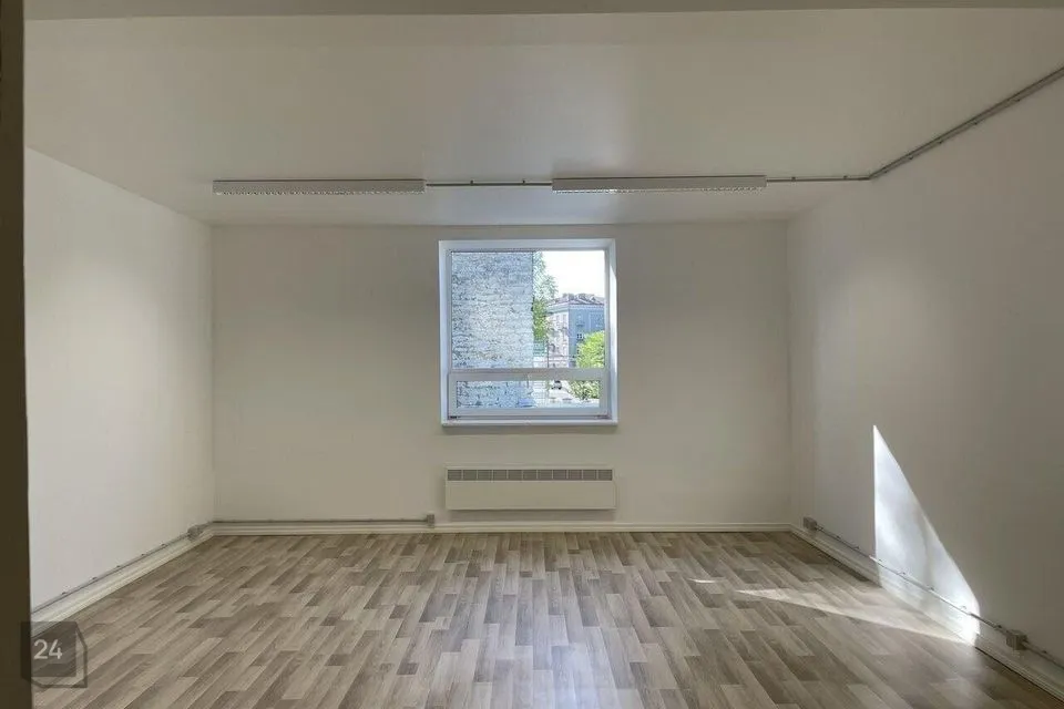 Бюро, 34 m² Бизнес-площадь в Tallinn, Kesklinna linnaosa