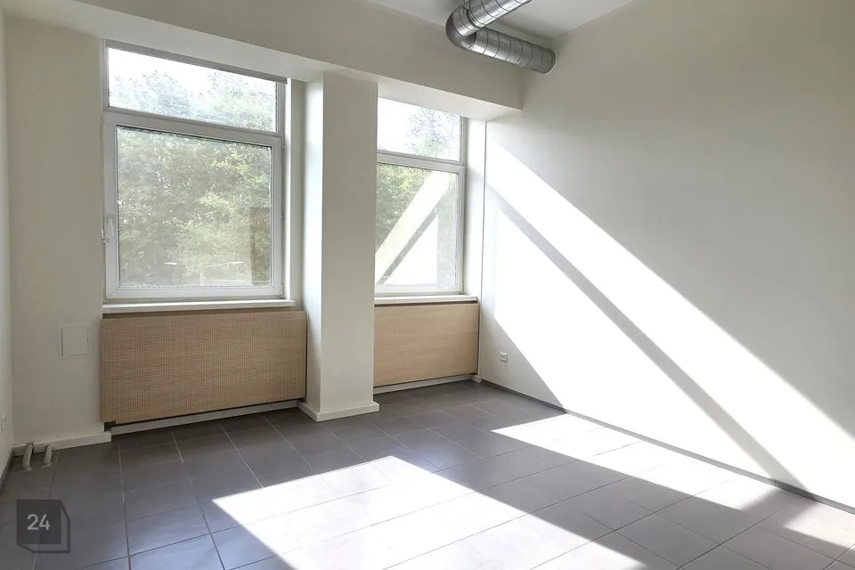 Büroo, 19 m² Äripind  -  Tallinn, Kristiine linnaosa - foto 2