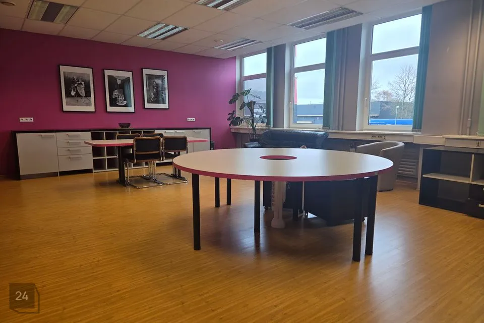 Бюро или Обслуживание, 47 m² Бизнес-площадь в Tallinn, Kristiine linnaosa