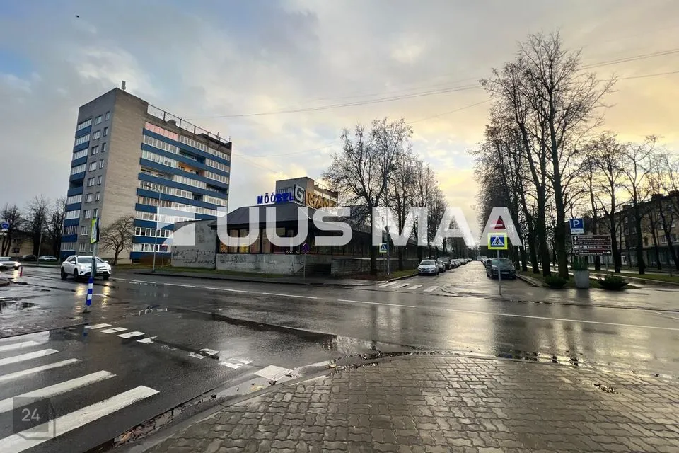 Mitme sihtotstarbega, 2200 m² Äripind  -  Narva linn