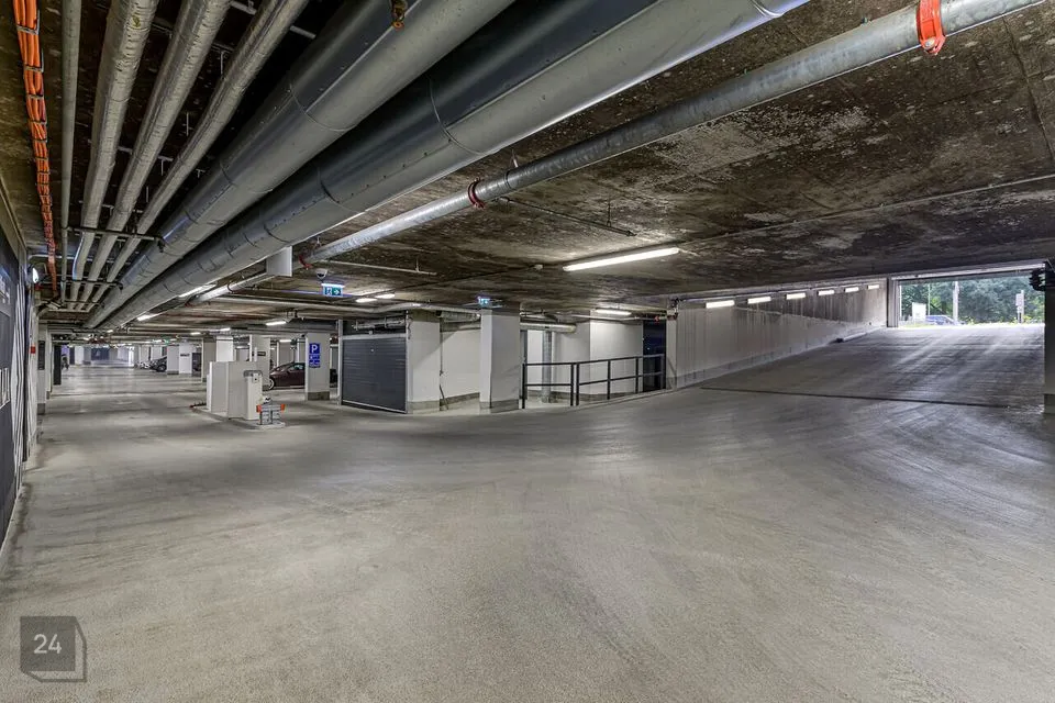 12 m² Garage in Tallinn, Kesklinna linnaosa - photo 2
