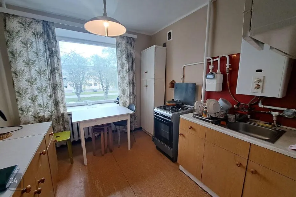 4-toaline Korter  -  Kohtla-Järve linn, Järve linnaosa