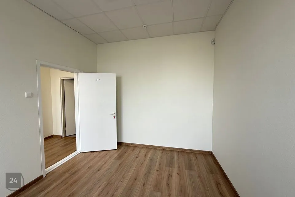 Büroo või Teenindus, 14 m² Äripind  -  Tallinn, Põhja-Tallinna linnaosa