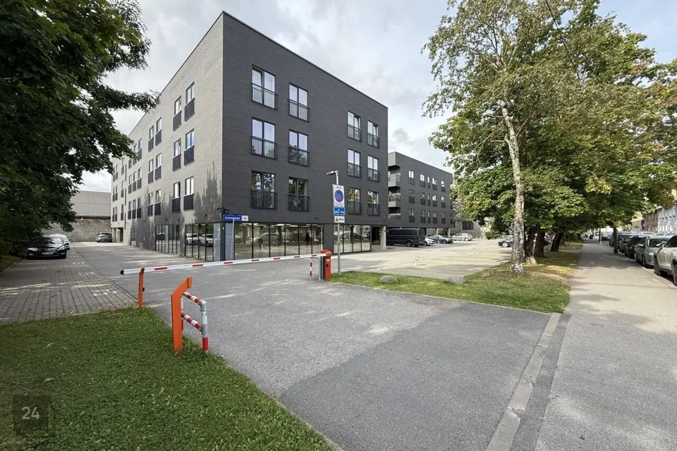 306 m² Äripind - Tallinn, Lasnamäe linnaosa