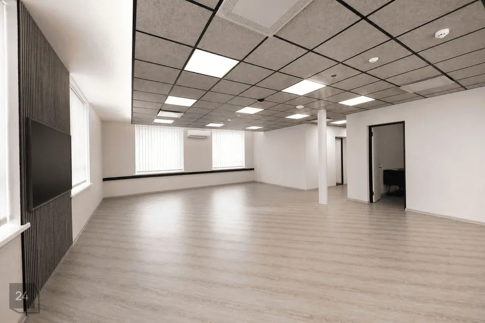 110 m² Äripind - Rakvere linn