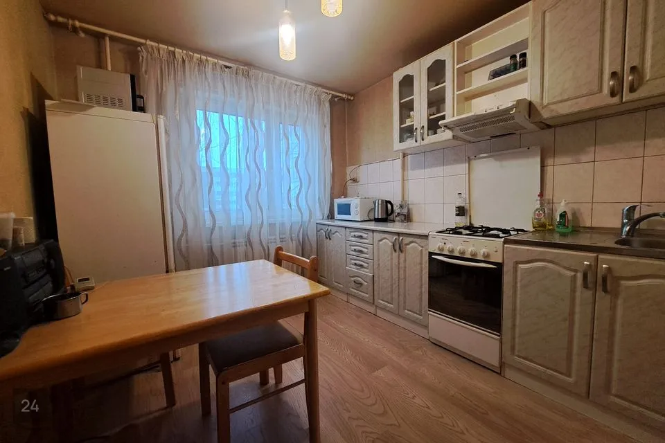 2-toaline Korter  -  Kohtla-Järve linn, Ahtme linnaosa