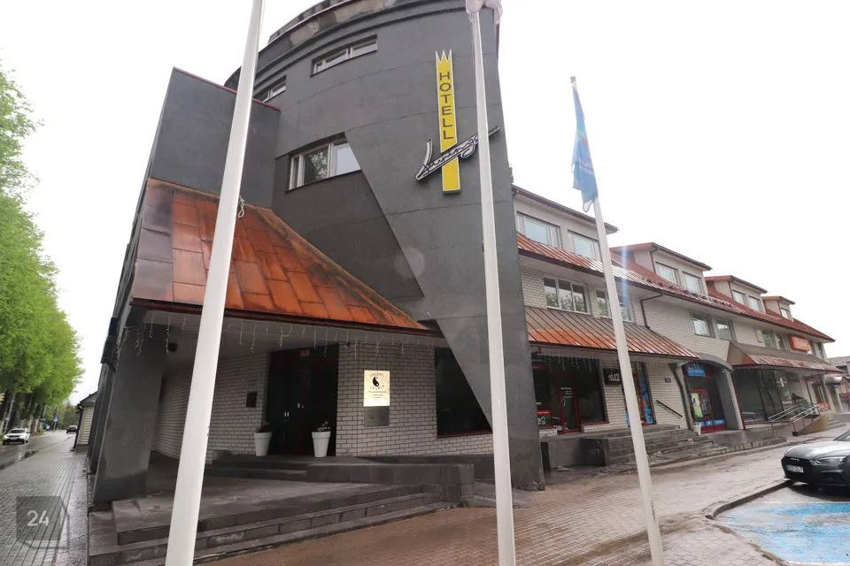 Многоцелевое, 4539 m² Бизнес-площадь в Paide linn, Paide linn