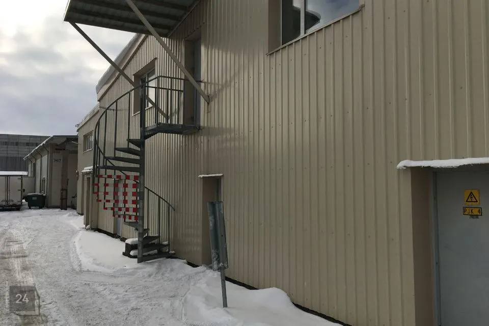 Ladu, 70 m² Äripind  -  Tallinn, Lasnamäe linnaosa