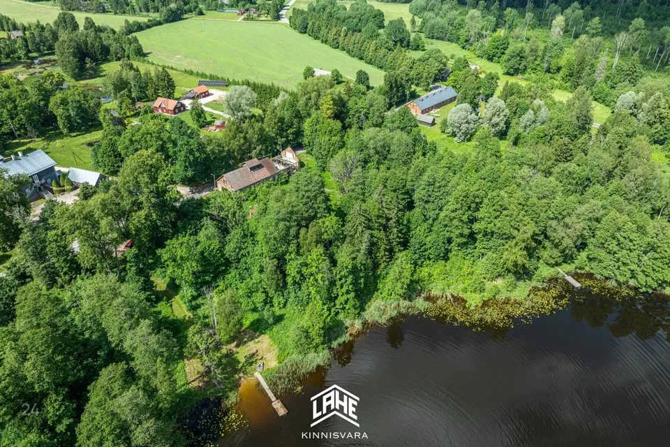 424 m² Maja  -  Viljandi vald, Pärsti küla
