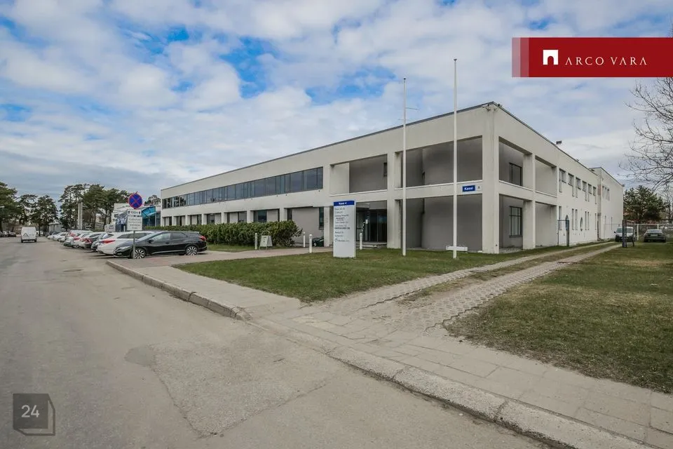 Ladu, 25 m² Äripind  -  Tallinn, Mustamäe linnaosa