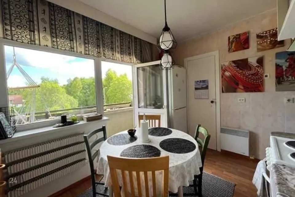 3-toaline Korter  -  Hiiumaa vald, Kärdla linn