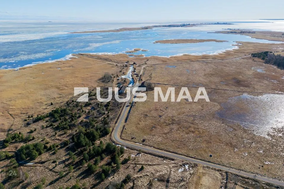 Земля жилой застройки, 4252 m² участок в Pärnu linn, Peerni küla