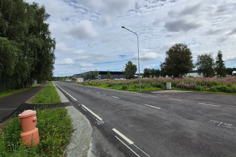 Ärimaa või Tootmismaa, 6704 m² Maa  -  Tallinn, Nõmme linnaosa - foto 3