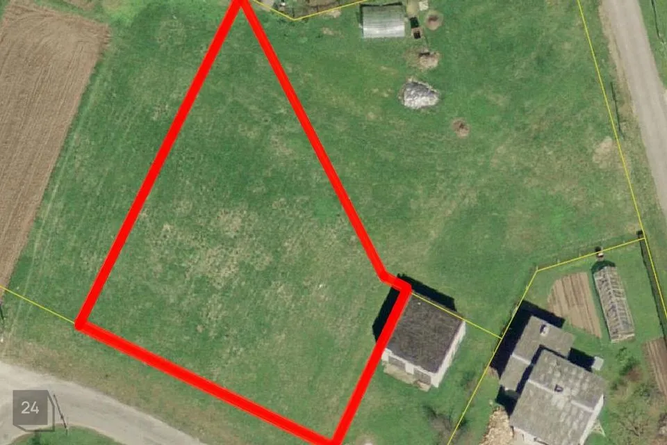 Residential land, 1343 m² land in Põhja-Sakala vald, Võhma linn