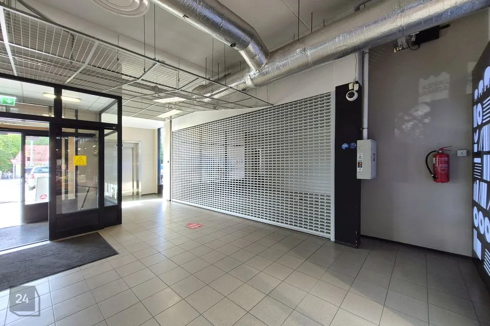 Многоцелевое, 35 m² Бизнес-площадь в Haapsalu linn, Haapsalu linn