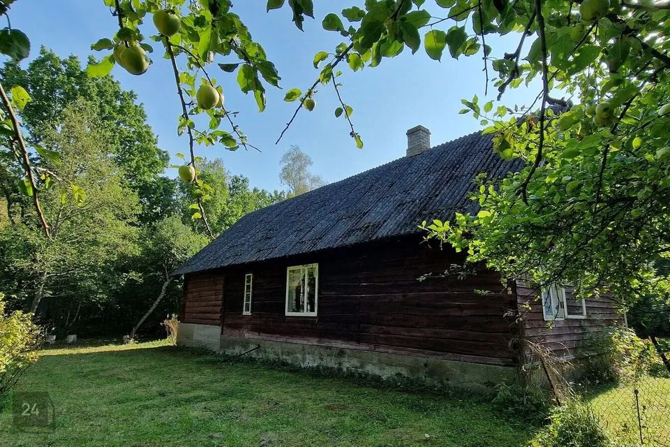 4-toaline Maja  -  Saaremaa vald, Lülle küla