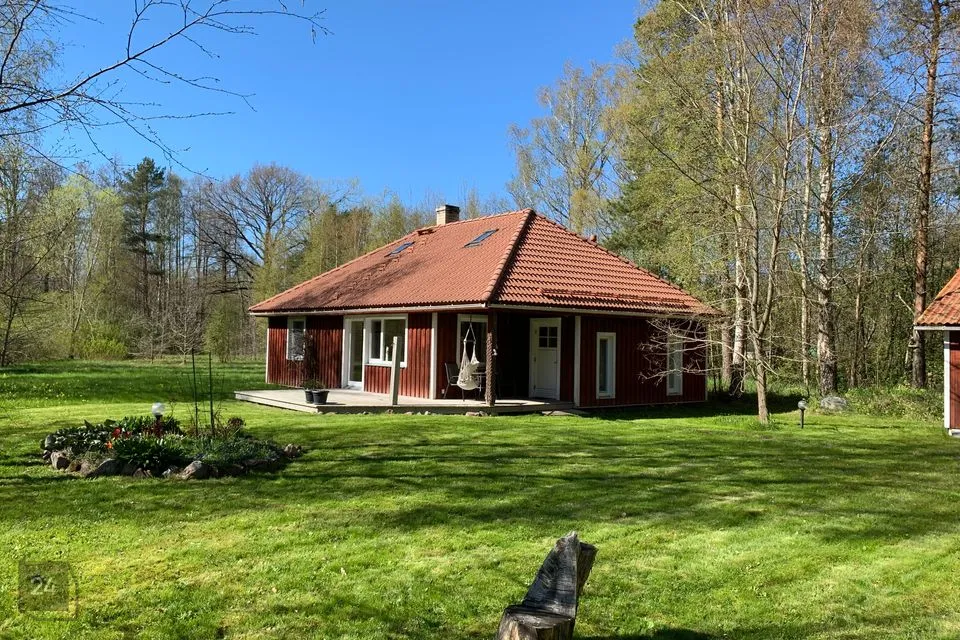 3-toaline Maja  -  Hiiumaa vald, Esiküla - foto 2