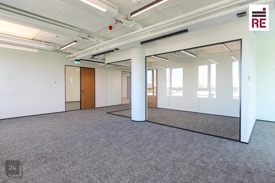 Büroo, 215 m² Äripind  -  Tallinn, Mustamäe linnaosa