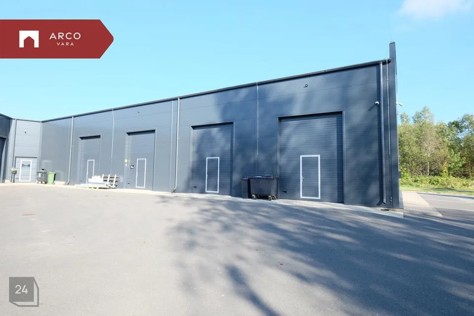 Büroo, 182 m² Äripind  -  Viljandi linn - foto 2