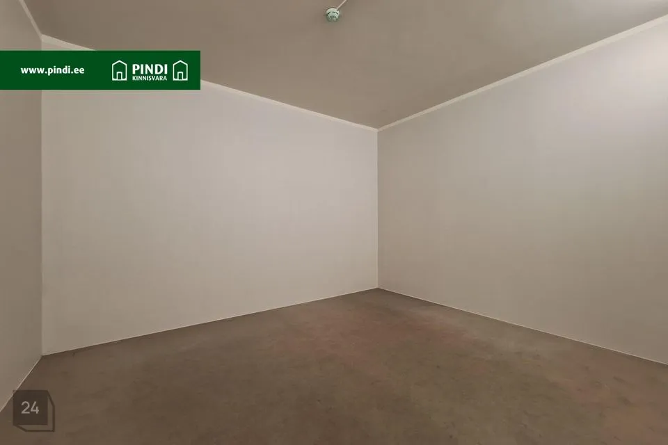 Ladu, 16 m² Äripind  -  Tallinn, Lasnamäe linnaosa