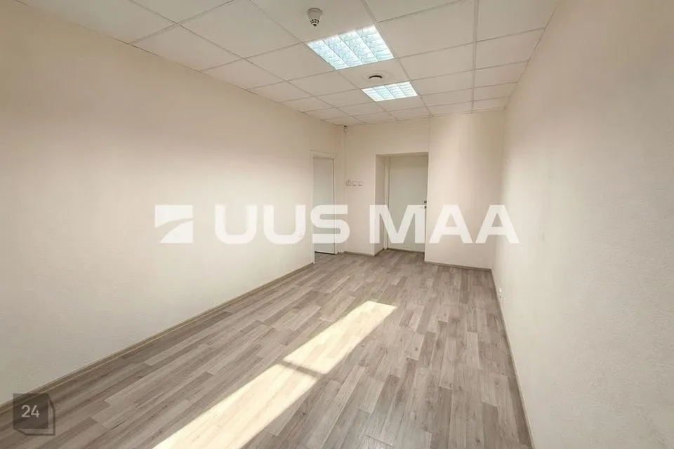 Mitme sihtotstarbega, 34 m² Äripind  -  Tallinn, Kesklinna linnaosa