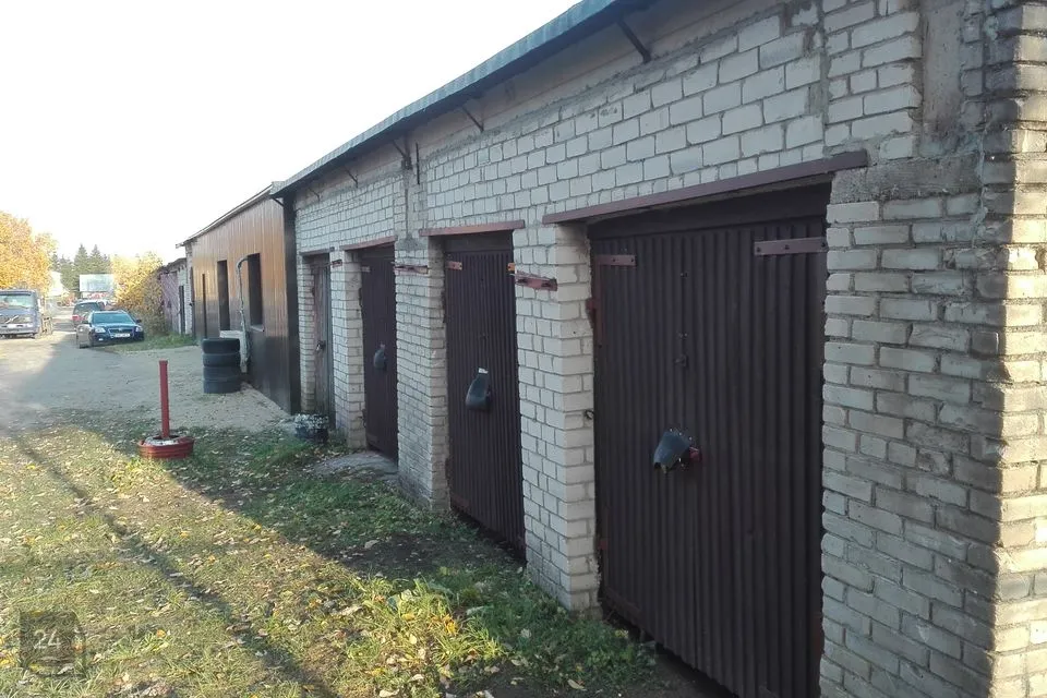 Ladu, 35 m² Äripind  -  Jõgeva vald, Jõgeva linn