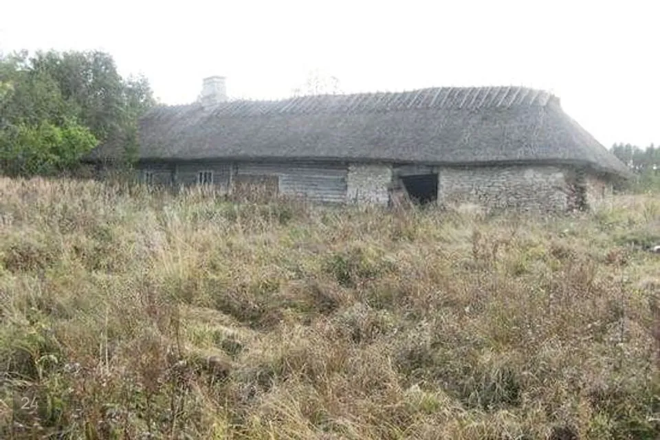 3-toaline Maja  -  Hiiumaa vald, Vahtrepa küla