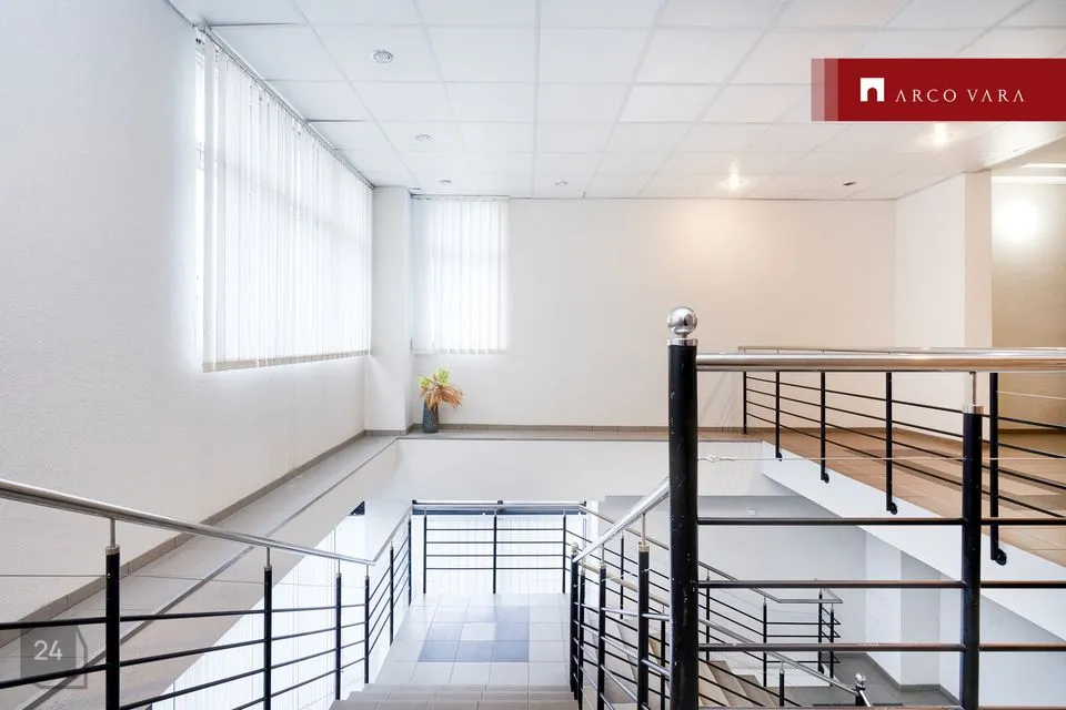 Бюро, 425 m² Бизнес-площадь в Tallinn, Mustamäe linnaosa