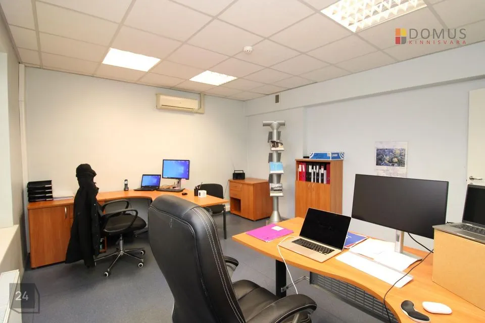 Mitme sihtotstarbega, 72 m² Äripind  -  Viljandi linn