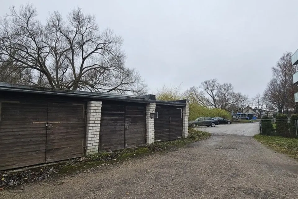 20 m² Гараж в Pärnu linn, Pärnu linn
