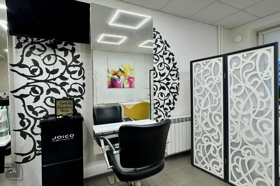 Teenindus, 12 m² Äripind  -  Kohtla-Järve linn, Ahtme linnaosa