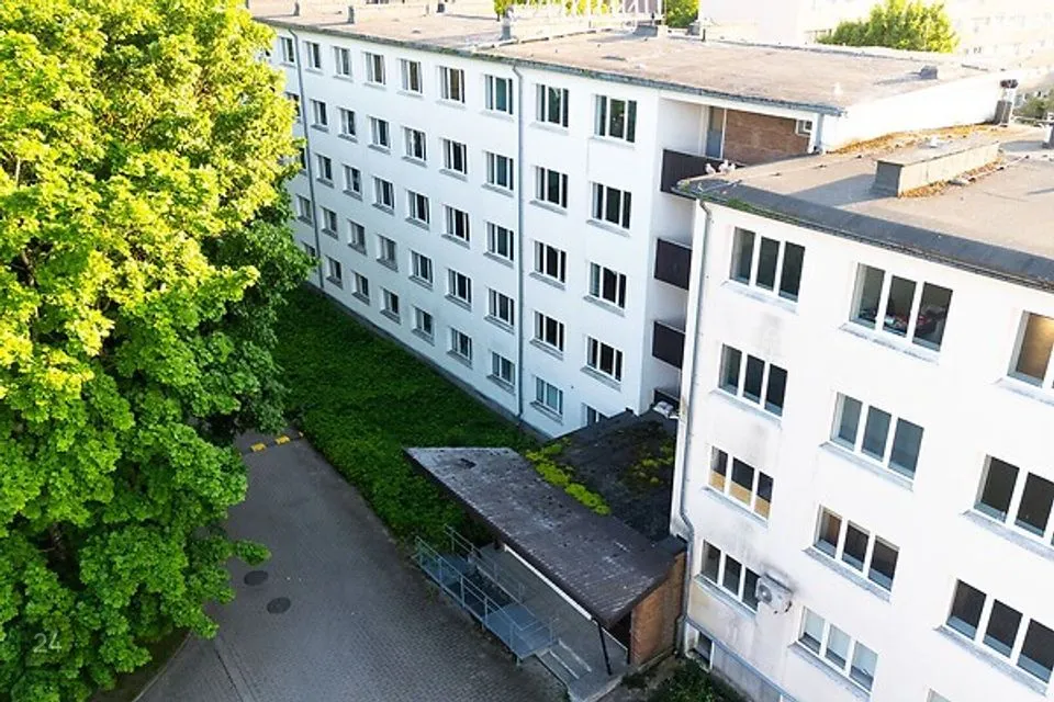 100-toaline Maja  -  Narva linn