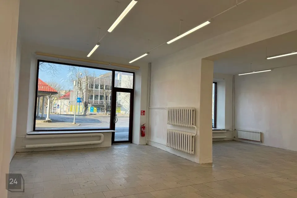 Многоцелевое, 135 m² Бизнес-площадь в Paide linn, Paide linn