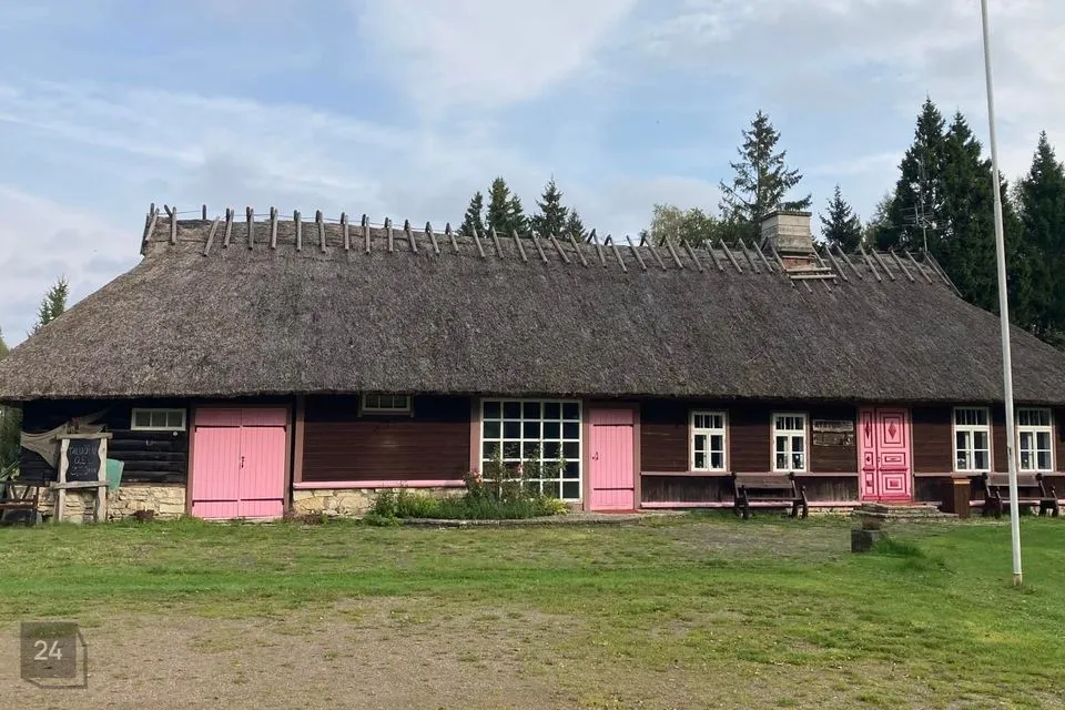 3-toaline Maja  -  Saaremaa vald, Paiküla