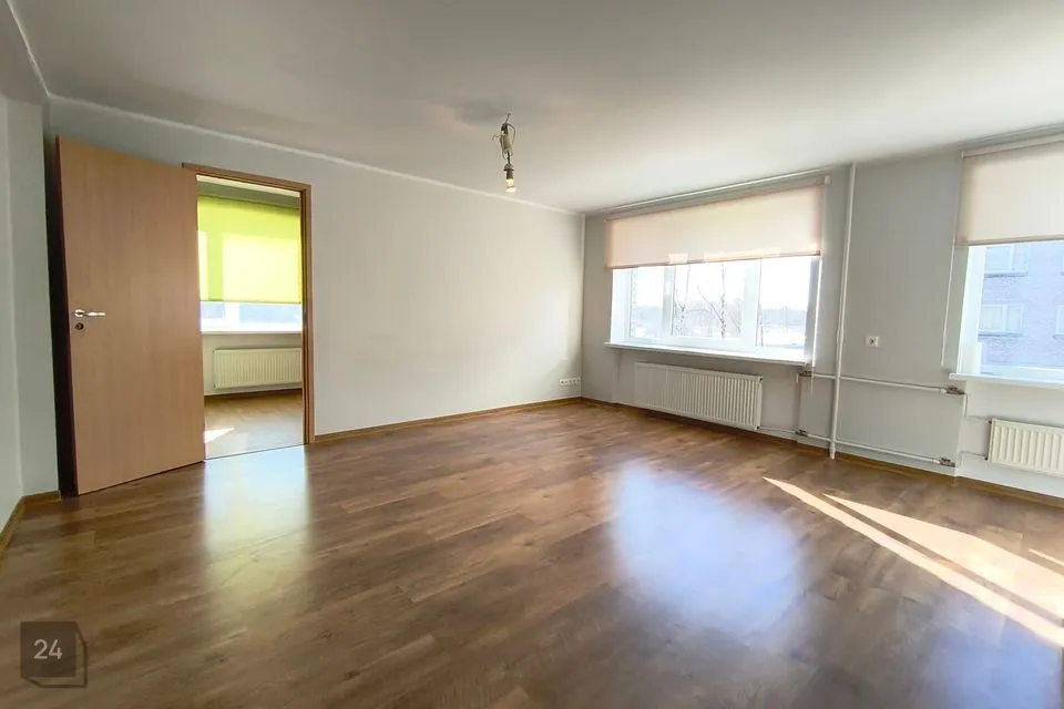 3-room apartment in Kohtla-Järve linn, Ahtme linnaosa - photo 3