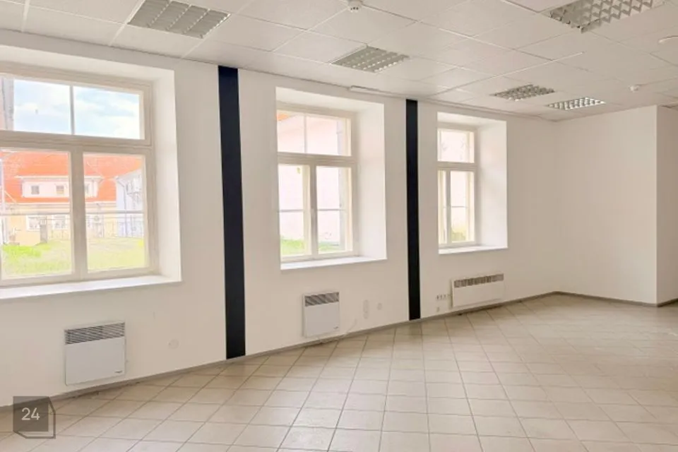 Mitme sihtotstarbega, 219 m² Äripind  -  Saaremaa vald, Kuressaare linn - foto 5