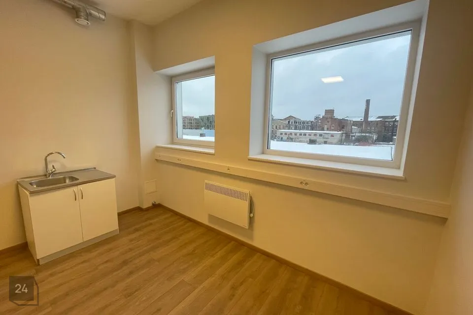 Teenindus, 16 m² Äripind  -  Tallinn, Põhja-Tallinna linnaosa