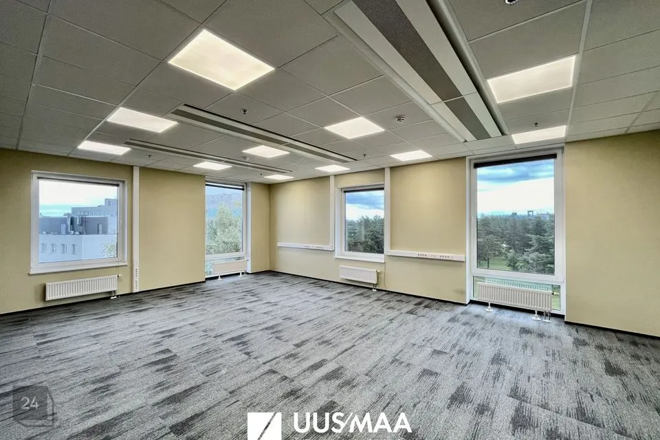 Бюро, 844 m² Бизнес-площадь в Tallinn, Mustamäe linnaosa