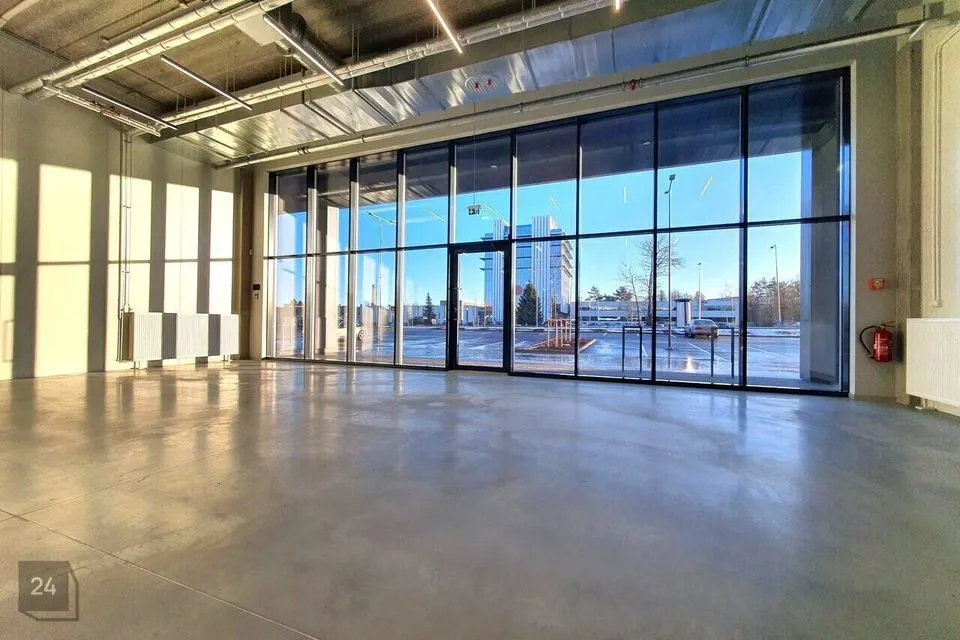 Mitme sihtotstarbega, 322 m² Äripind  -  Tallinn, Mustamäe linnaosa - foto 2