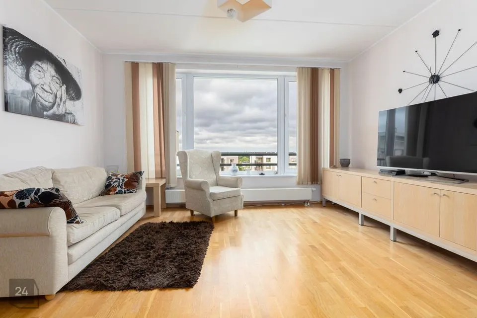 3-toaline Korter  -  Tallinn, Mustamäe linnaosa - foto 2