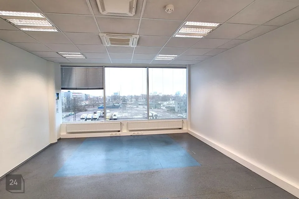 Бюро или Обслуживание, 50 m² Бизнес-площадь в Tallinn, Lasnamäe linnaosa
