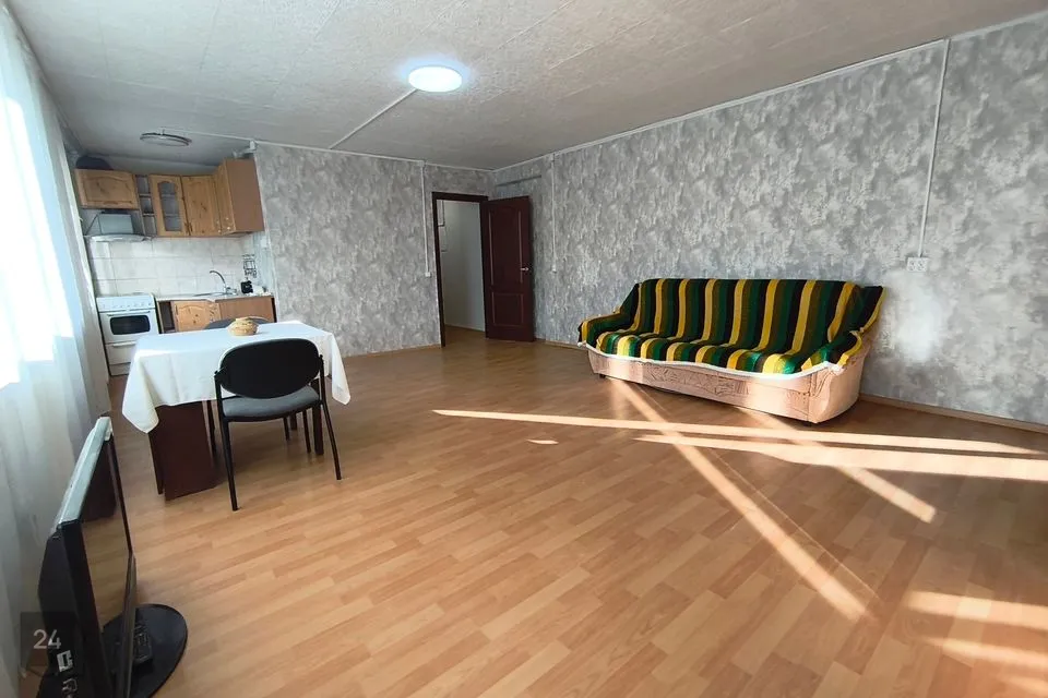 3-toaline Korter  -  Kohtla-Järve linn, Järve linnaosa