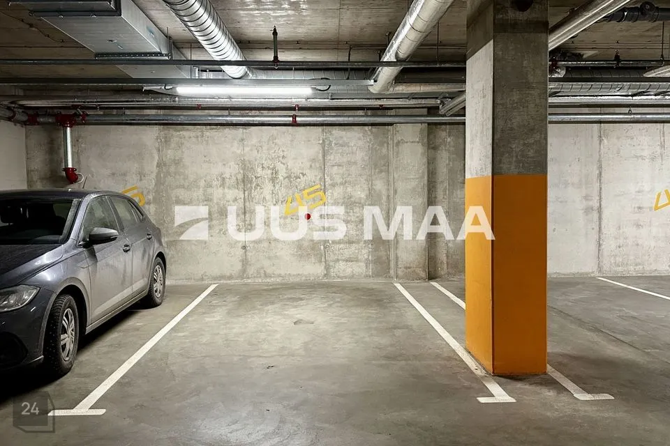 14 m² Гараж в Tallinn, Kesklinna linnaosa